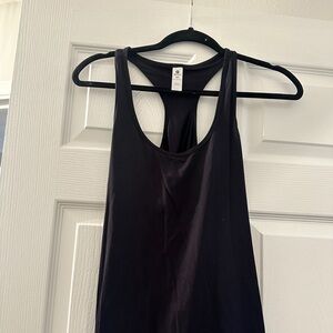 Black muscle tank top, size;M